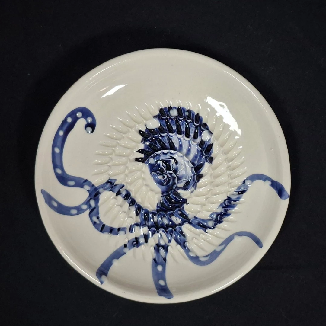 Plato rasca ajos diseño Pulpo Azul
